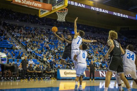 11/15/2021 Joel Murray looking to score against UCLA in the Pauley Pavillion