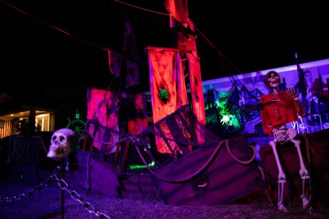 10/27/2022: Long Beach, CA- It's a pirate's life for this house on Carfax Avenue in Long Beach. This home's decorations take up the entire lawn, depicting a shipwreck and its crew on Thursday night.