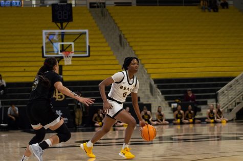 11/12/2022 - Long Beach, Calif: Long Beach State women's basketball player, Ma'Qhi Berry (#0), initiates the offense at the lead guard spot during the Beach's matchup against La Sierra inside the Walter Pyramid.