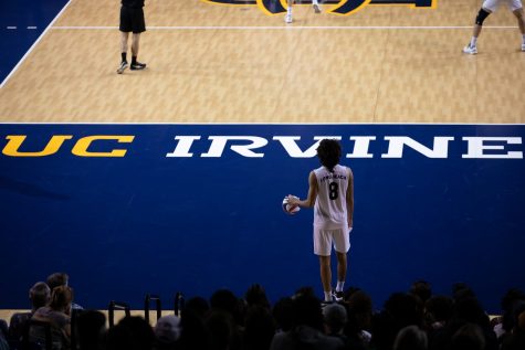 4/21/2023: Irvine, CA- LBSU outside hitter Sotiris Siapanis sets up for his serve during The Beach's loss to UCI on Friday night. Irvine showed dominance through all three of the sets played in the game leading to a sweep.