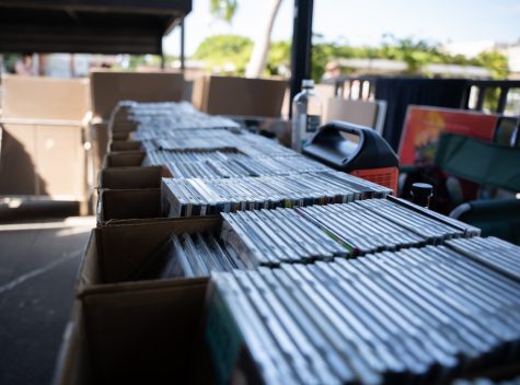 09/13/2023 - Long Beach, Calif: CSULB students can browse through Sidwell's entire CD catalog with hundreds to choose from.