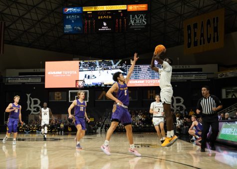 Junior guard Jadon Jones rises up for a three-point jumper, Jones hit a game-high five three-pointers for LBSU as they blew out CLU.